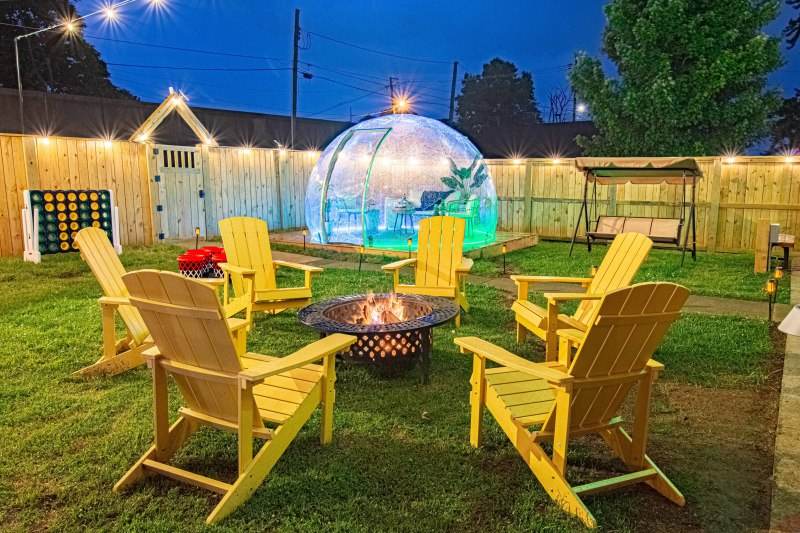 Welcome to Deaconess Guesthouse! Prime location, river views & backyard oasis makes it unique stay.